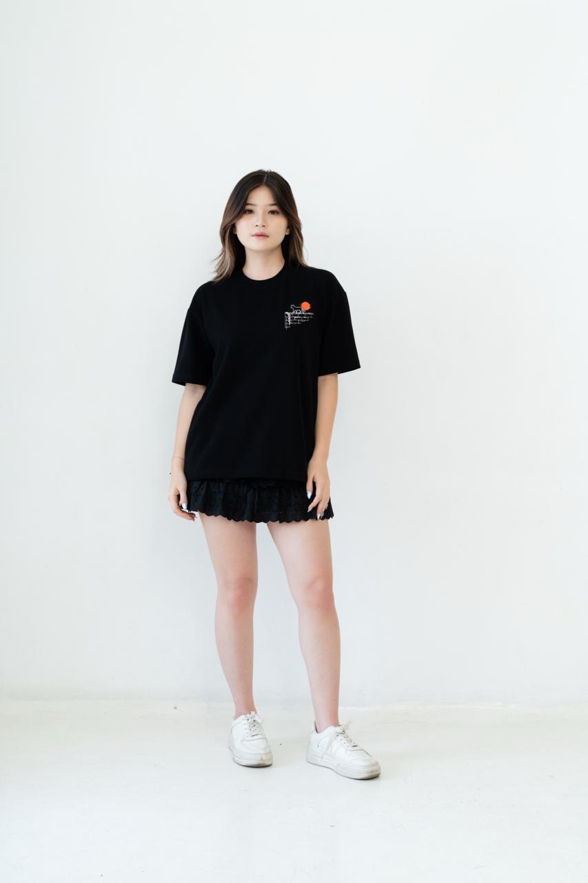 Kuroi Oversized Hei no Neko Tee | Japanese Embroidered Streetwear