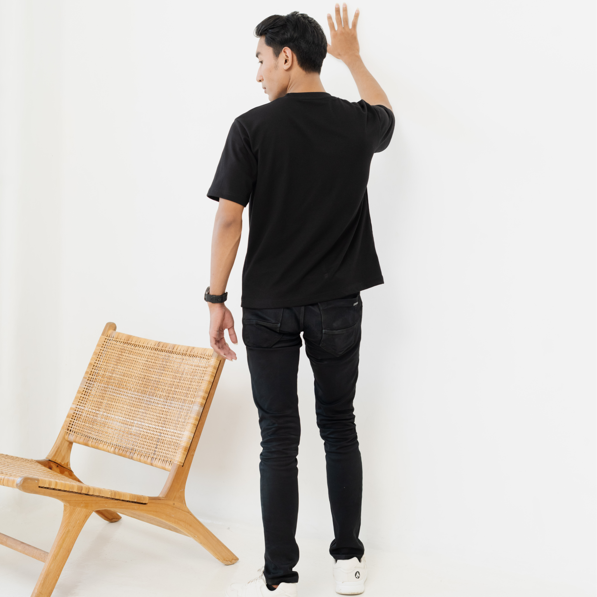 Kuroi Oversized Embroidered Logo Tee | Japanese Embroidered Streetwear
