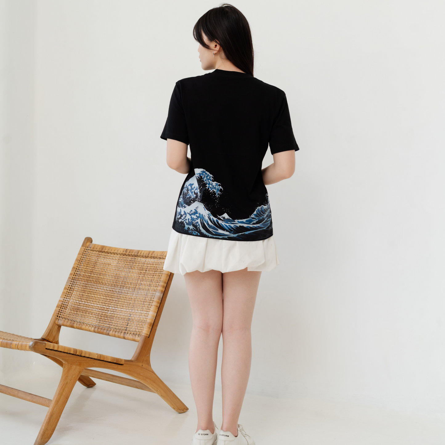Kuroi Great Wave Tee | Minimalist Japanese Streetwear