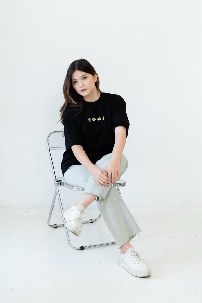 Kuroi Oversized Matcha no Hitokuchi Tee | Japanese Embroidered Streetwear