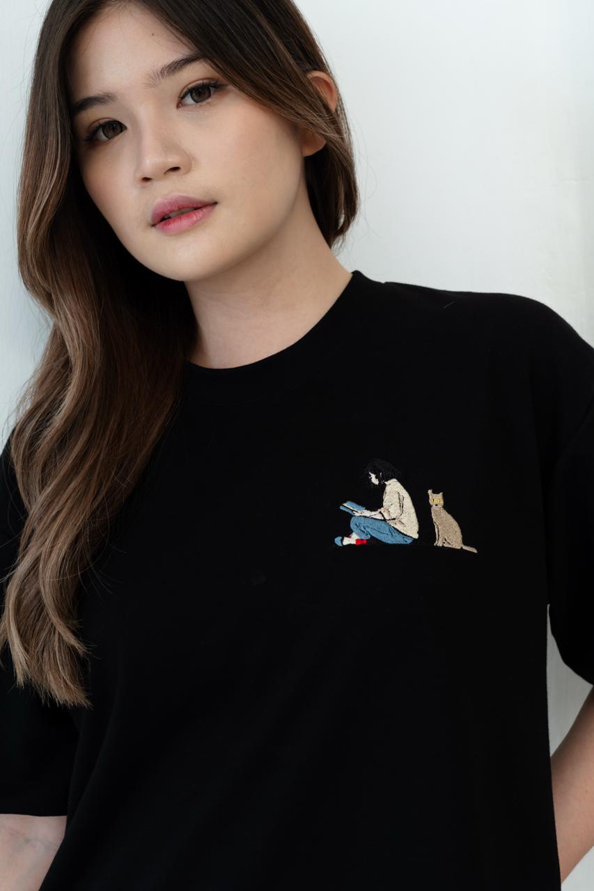 Kuroi Oversized Hon to Neko Tee | Japanese Embroidered Streetwear