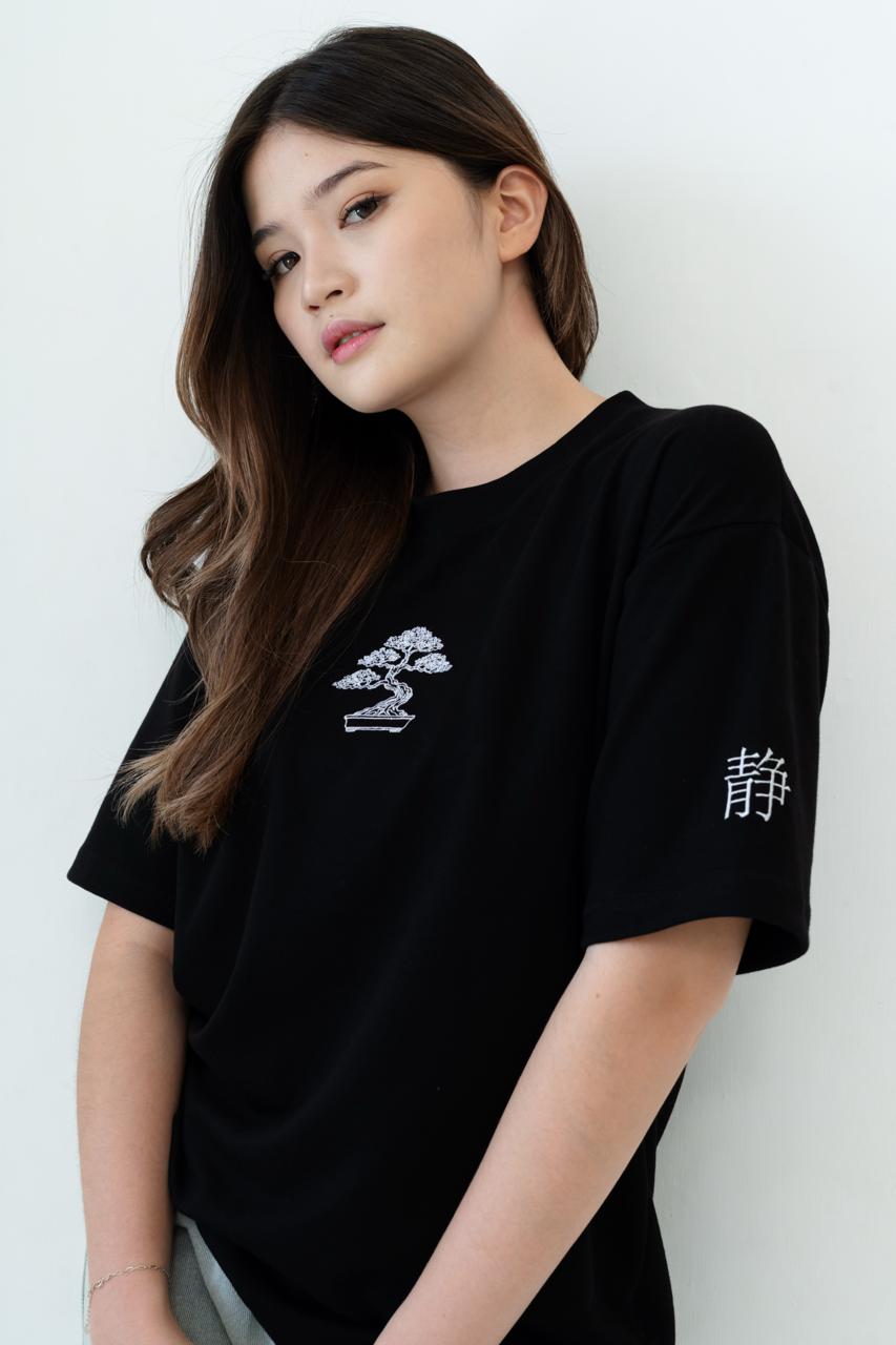 Kuroi Oversized Bonsai Tee | Japanese Embroidered Streetwear