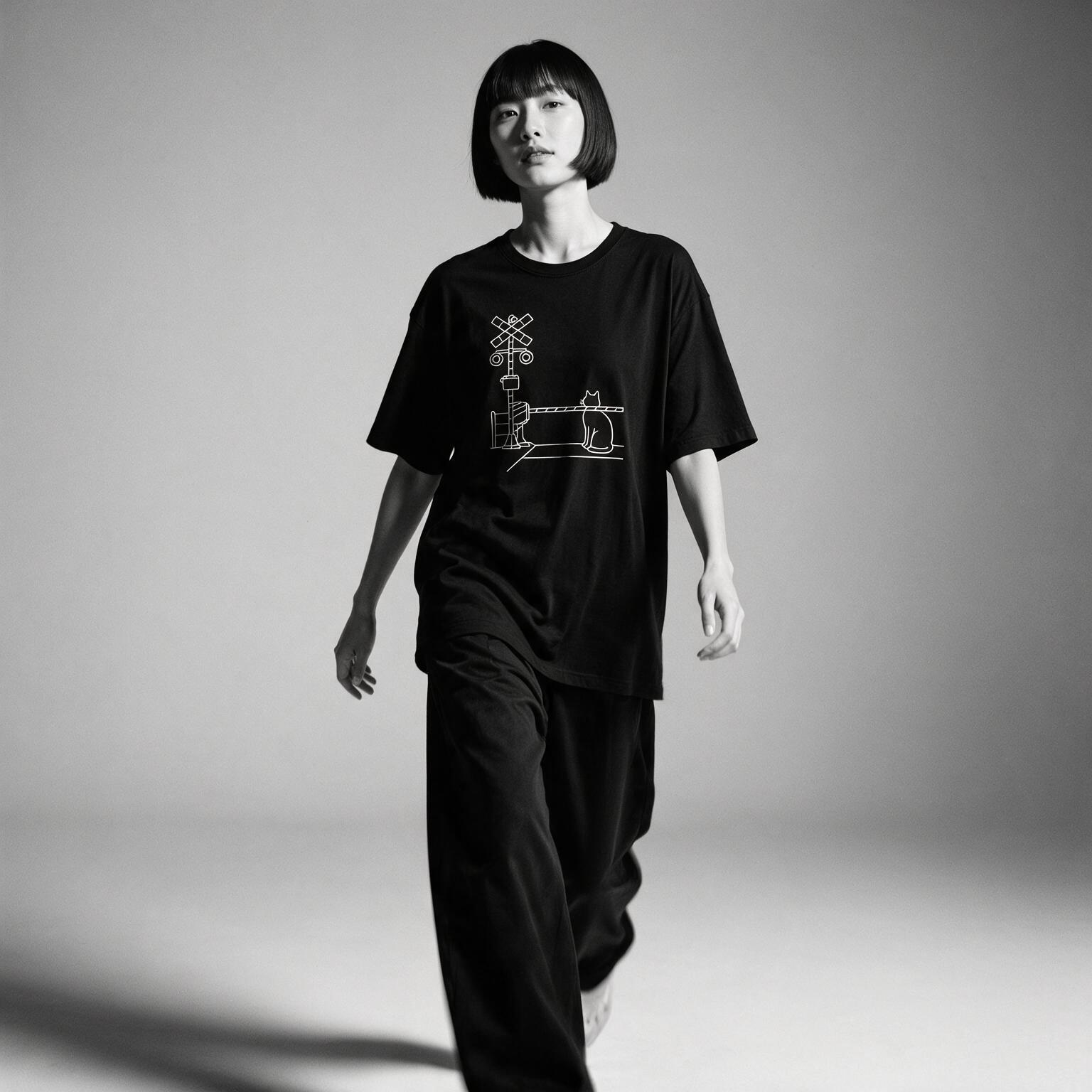 Kuroi Fumikiri Neko tee on model - streetwear fit photo 3