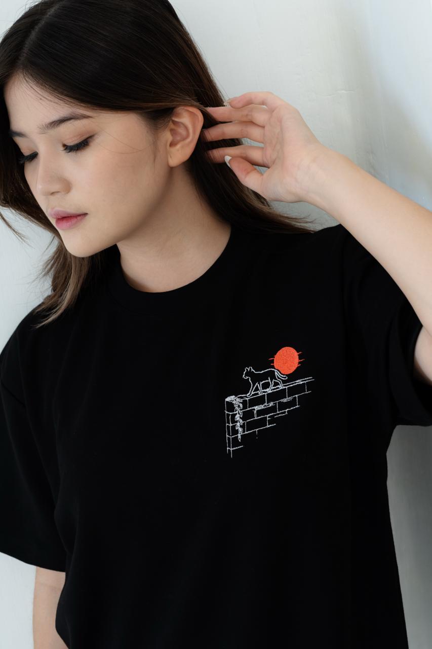 Kuroi Oversized Hei no Neko Tee | Japanese Embroidered Streetwear