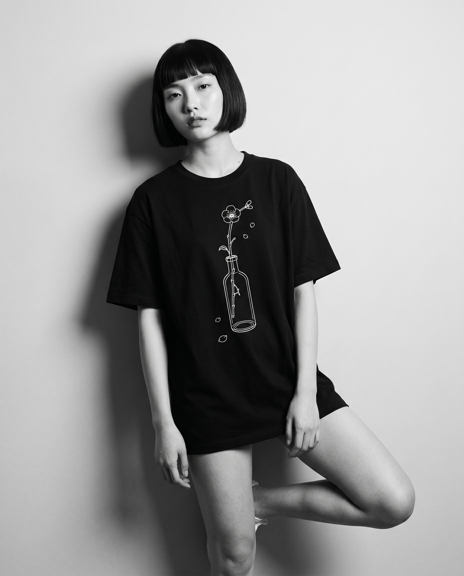 Nagi in the Kuroi Ume no Hana Tee — leaning